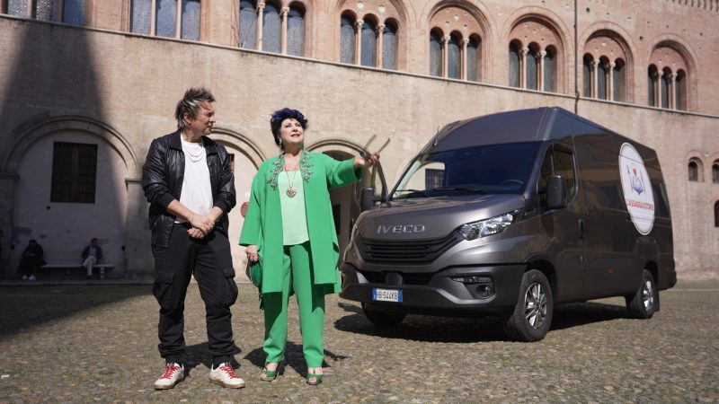 Su La7 debutta ‘L’Assaggiastorie’: il racconto del cibo italiano viaggia con IVECO a bordo del Daily alimentato ad HVO