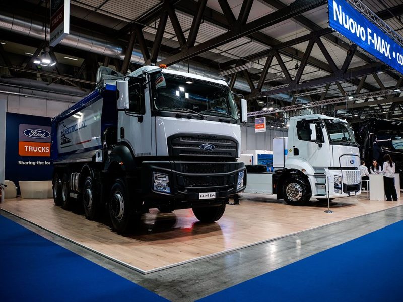 Ford Trucks: Efficienza, elettrico e CONNETTIVITÀ