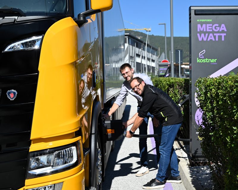 Scania effettua la prima ricarica MCS in Italia