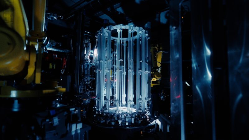 Swisspacer Frame:racer per l’automazione dei telai distanziatori