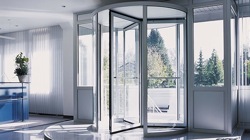 Porta girevole Geze TSA 325
