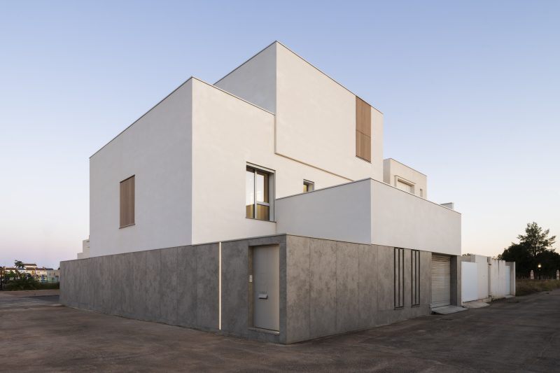 Passivhaus a Valencia: Casa M&M e i serramenti Uniform