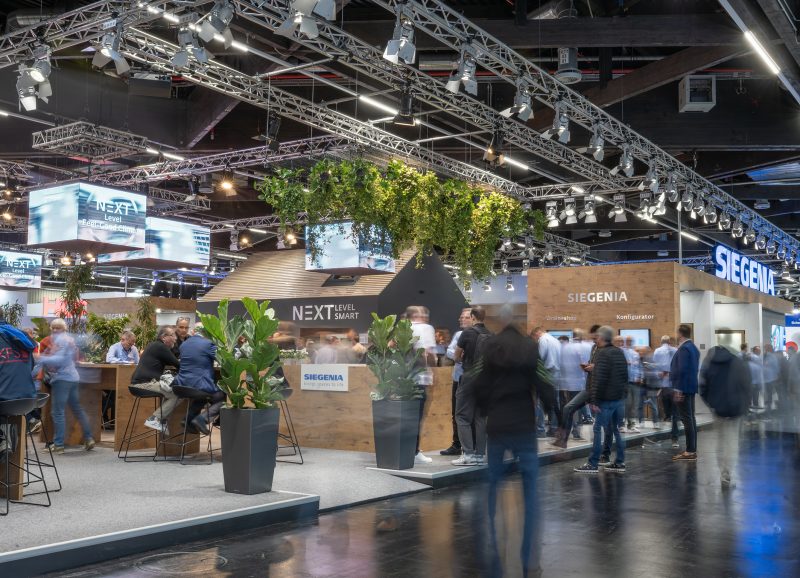 Siegenia al Fensterbau 2026: innovazione e soluzioni per il comfort abitativo