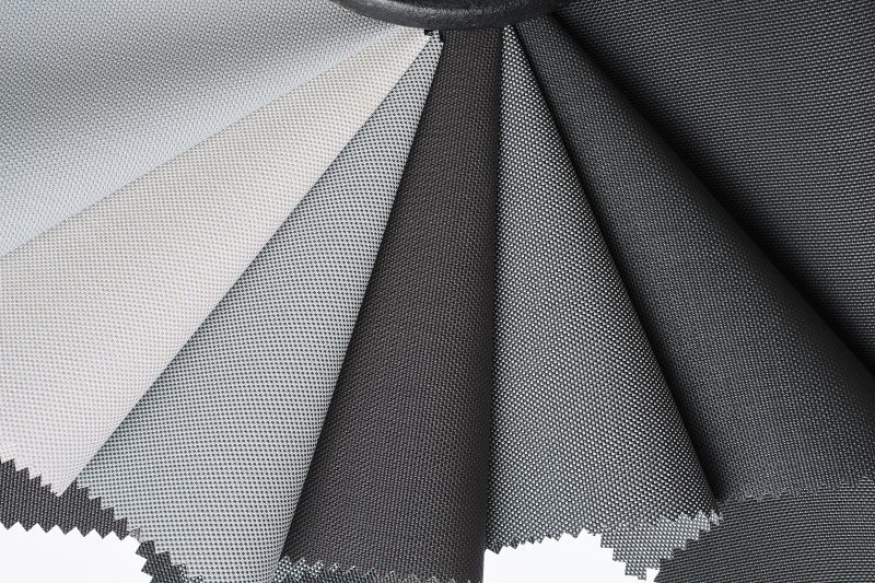 Nightfall di Fratelli Mariani, il tessuto oscurante senza laminature