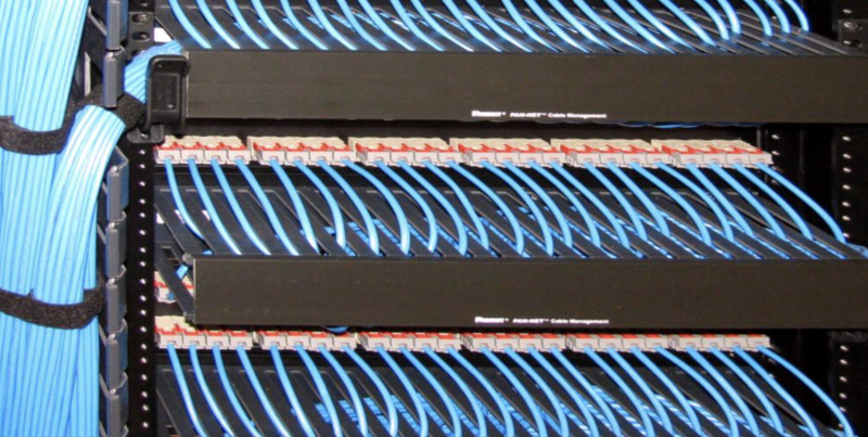 L’infrastruttura invisibile degli edifici intelligenti: perché la connettività è diventata parte dell’impianto