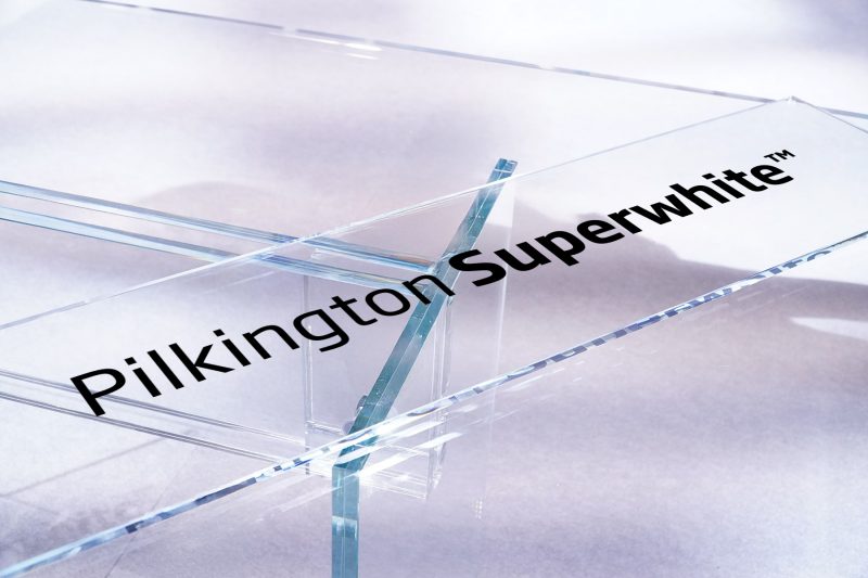 Pilkington Superwhite: nuovo spessore da 12 mm e nuova versione satinata
