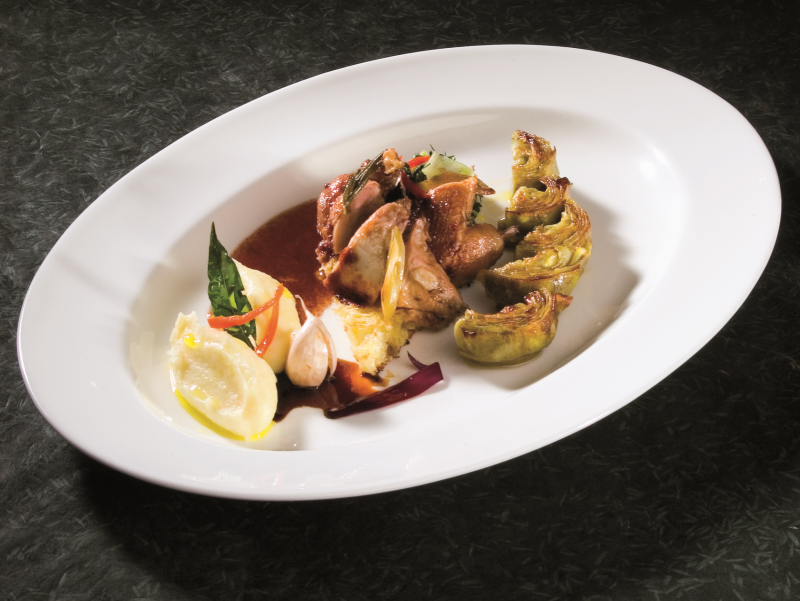 Cuore di carciofo bretone e pernice lardellata cotti allo spiedo