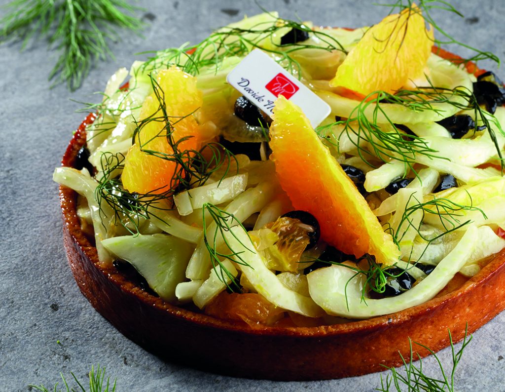 Crostata con insalata siciliana