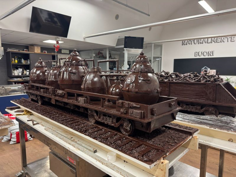 Il treno di cioccolato più lungo del mondo parte da Brescia verso Milano 2026
