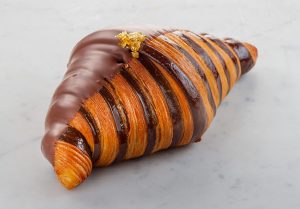 Croissant al Cioccolato e Caramello Salato
