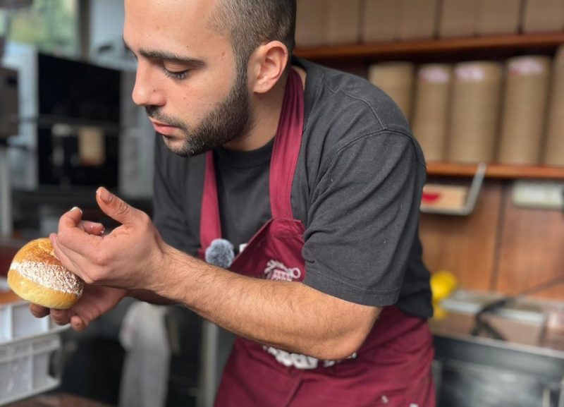 A Sanremo 2026 con Ruben Bondì : street food romano, showcooking e maritozzi nel cuore del Festival