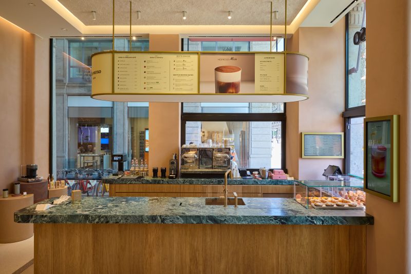 Caffè e pasticceria, un anno di abbinamenti sorprendenti al Nespresso Bar di Piazza Cordusio
