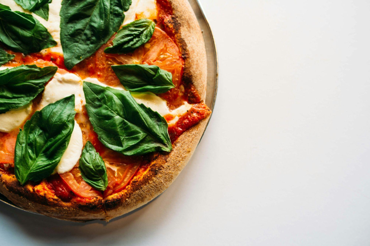 Qualità e produttività in pizzeria: il ruolo del forno professionale