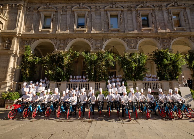 Dolce Italia: a Milano i Maestri AMPI portano in piazza 16 dolci regionali