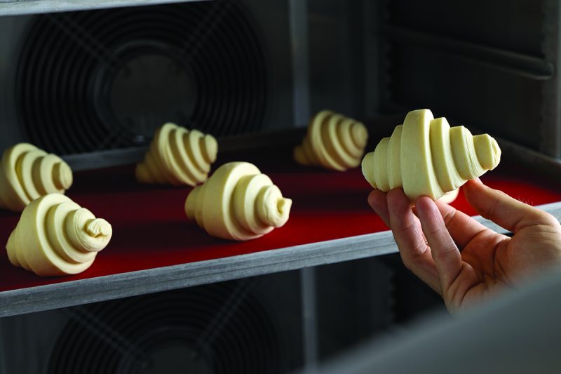 Prontoforno, il metodo di Armando Palmieri che ripensa la pasticceria attraverso la tecnica del freddo