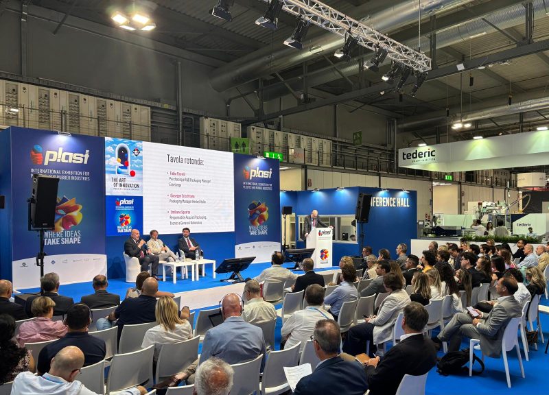 Plastica nel packaging: nemico pubblico o vittima designata? Dibattito a Plast 2026