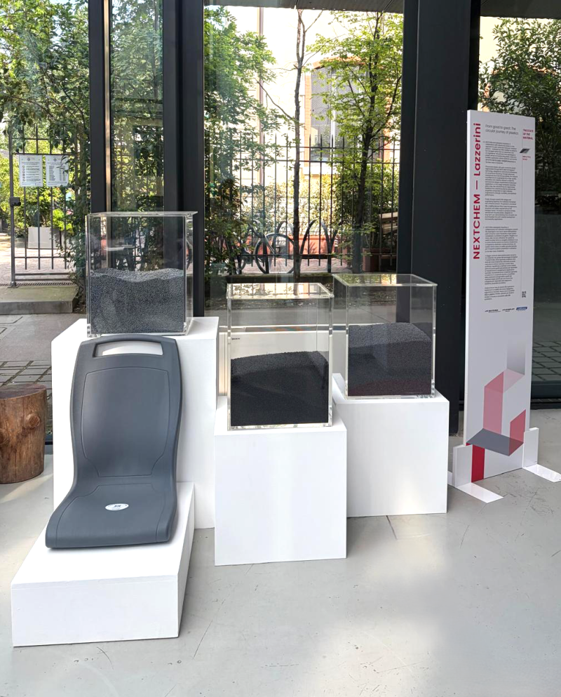 Milano Design Week 2026: sedile per trasporto urbano in plastica 100% riciclata