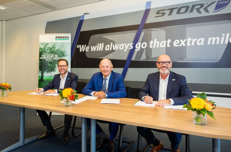 Arburg acquisisce Stork IMM