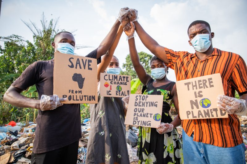 Plastica e riciclo in Ghana: il modello MIT che integra tecnologia e reti informali