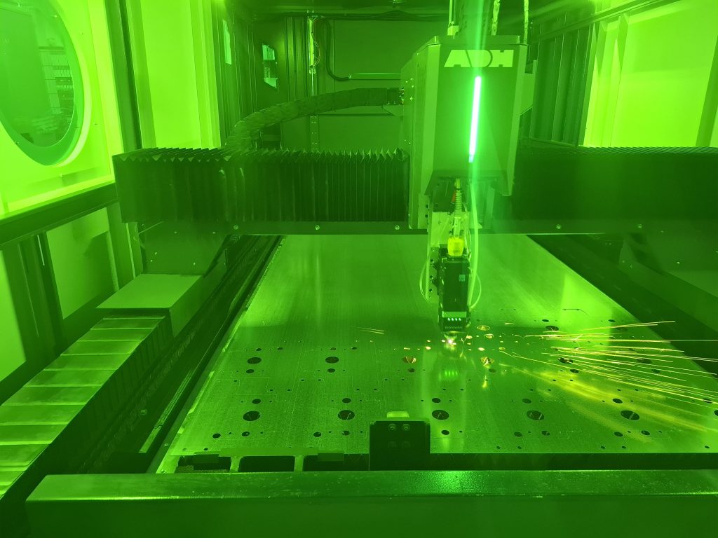 Indel B integra il sistema di taglio laser lamiera ULE 3015 di ADH Italia