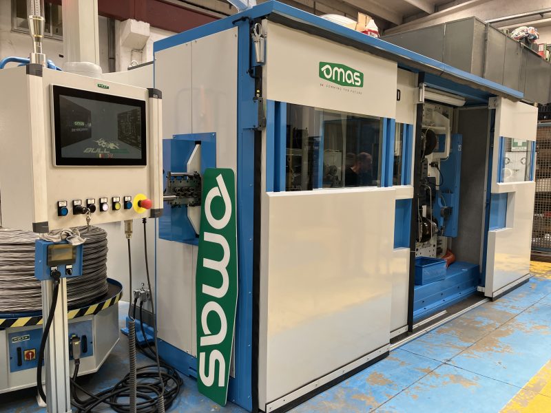 Piegatrice 9 assi: la nuova tecnologia OMAS e Bosch Rexroth