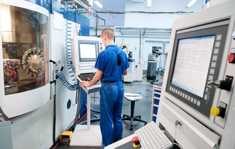 Macchine utensili, ordini in crescita nel secondo trimestre 2025: +22% sul 2024