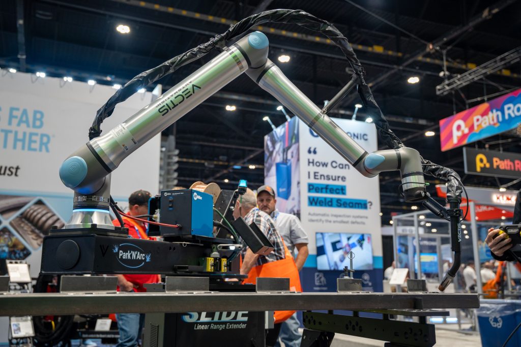 saldatura automatizzata, UR8 Long di Universal Robots
