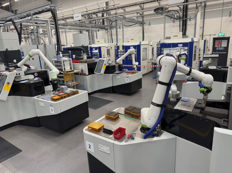Smithstown, la crescita accelera con le rettificatrici cilindriche e l’automazione di Tschudin