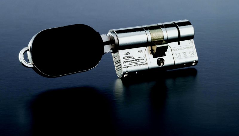 Sistema meccatronico per il controllo accessi