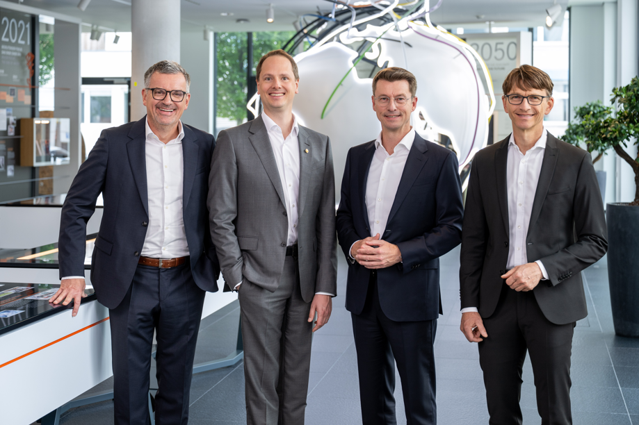 Lapp cresce forte in Asia e rallenta in Europa 