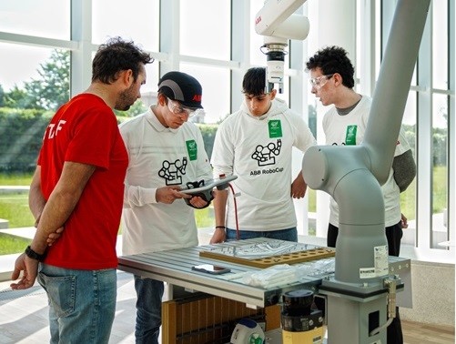 ABB Robotics Education Lab, le scuole diventano centri di formazione