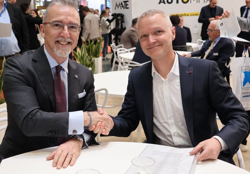 Comau e Reis Robotics, accordo di cooperazione per lo sviluppo di progetti di automazione avanzata