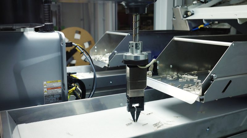 Con Omron, Erko automatizza la produzione di cablaggi