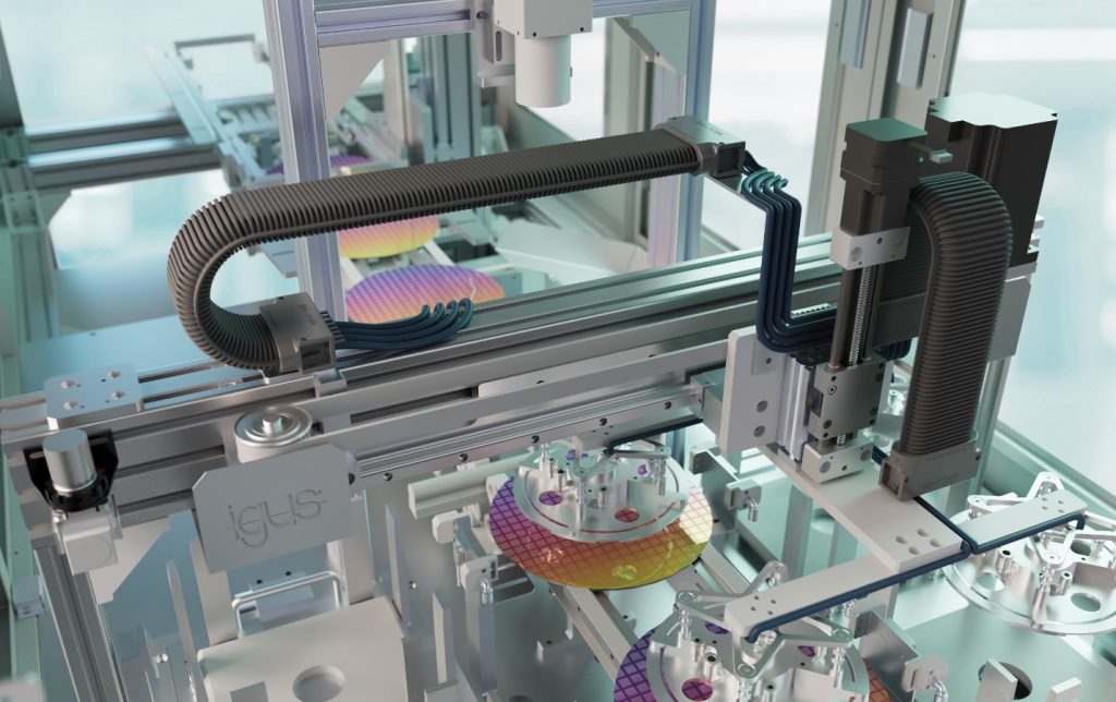 Robotica, materiali PTFE-free e PFAS-tested con componenti per cleanroom