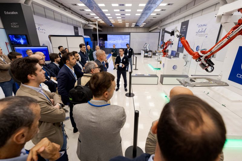 Comau Tech Days, innovazioni di robotica avanzata e automazione