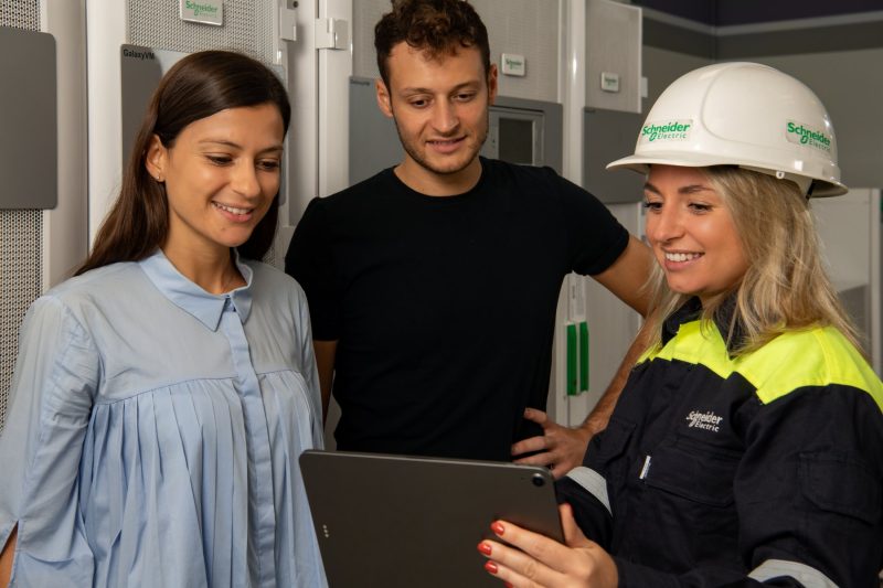 Sfrutta l’IA generativa per essere più efficiente e soddisfare le richieste di elettrificazione