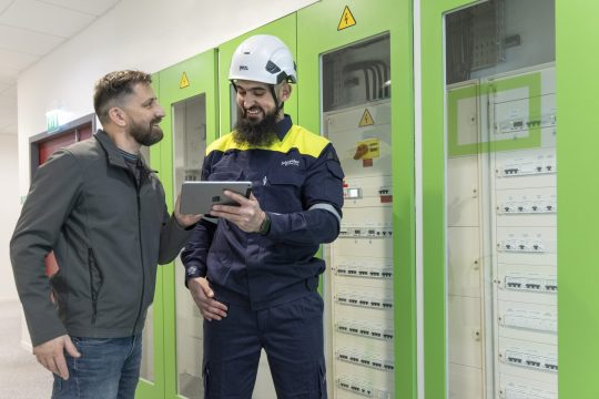 manutenzione programmata Schneider Electric EcoCare
