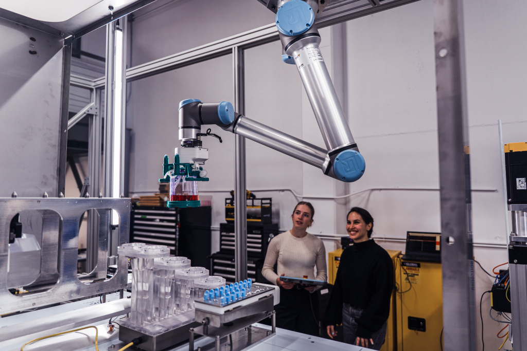 Robot e terapie cellulari: la rivoluzione di Multiply Labs